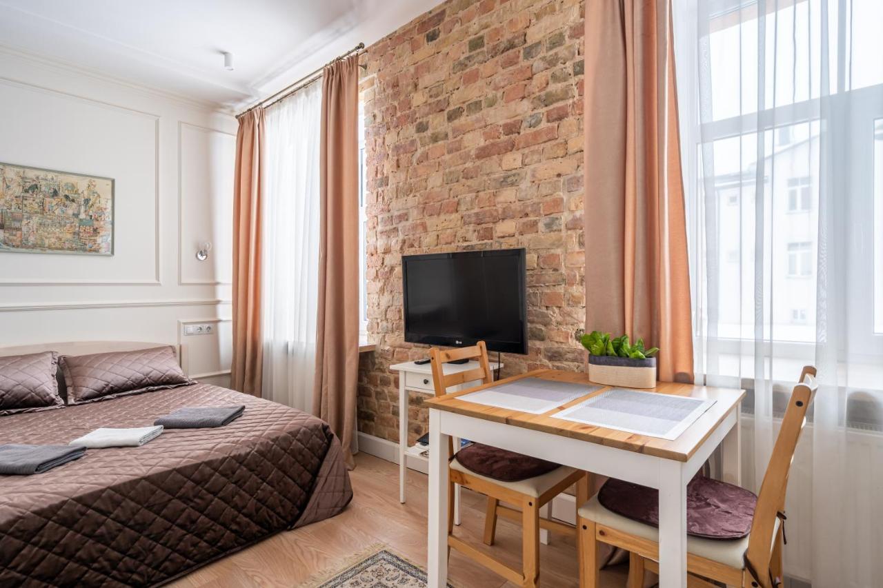 Stylish Close To Center, Cafes & Parks & Local Dining Appartamento Riga